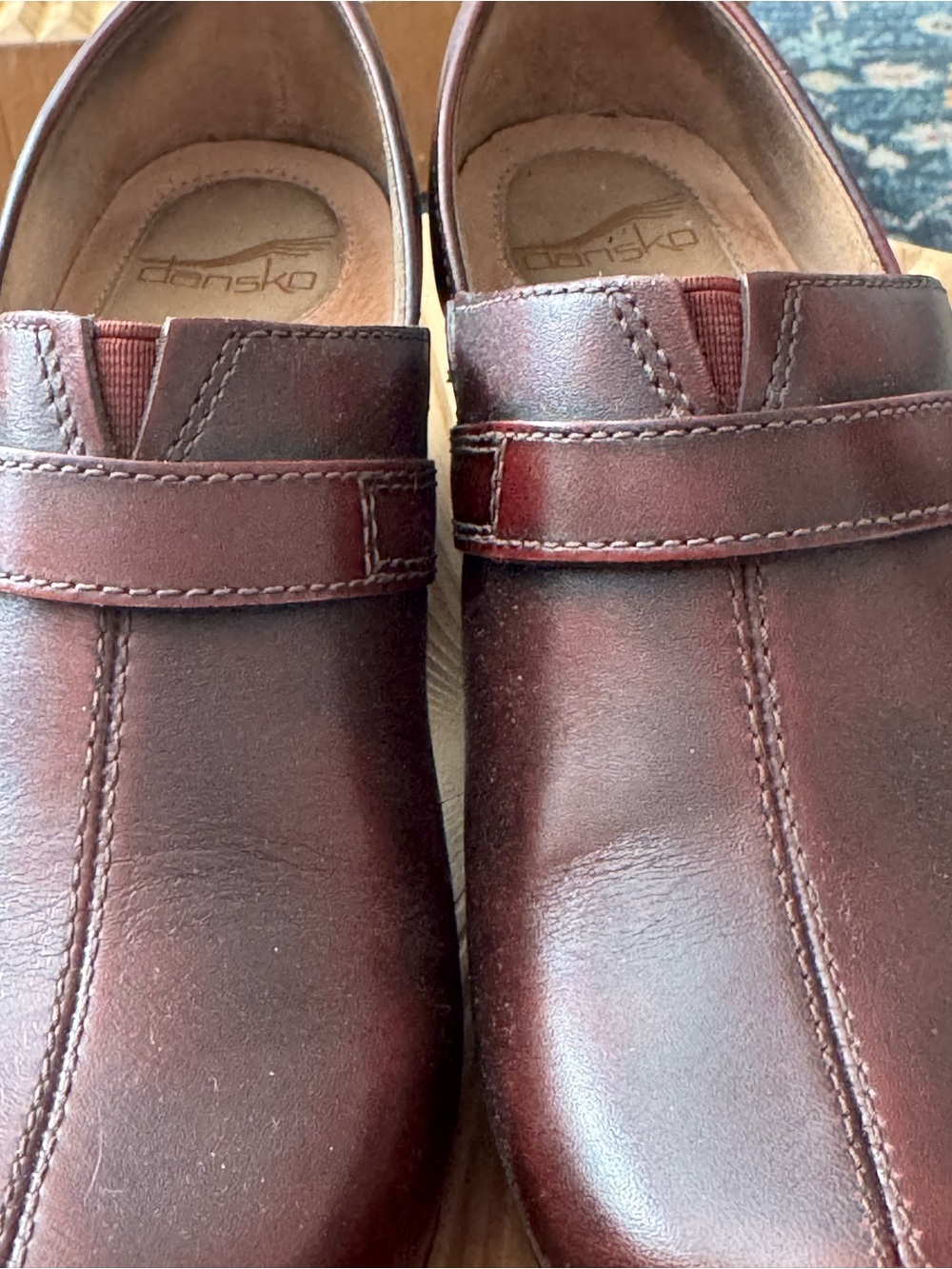 Dansko Solstice Clogs cordovan/burgundy leather size 39/8.5 Hardly Worn - Picture 3 of 11